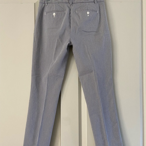Cropped straight leg seersucker pants - Picture 3 of 11